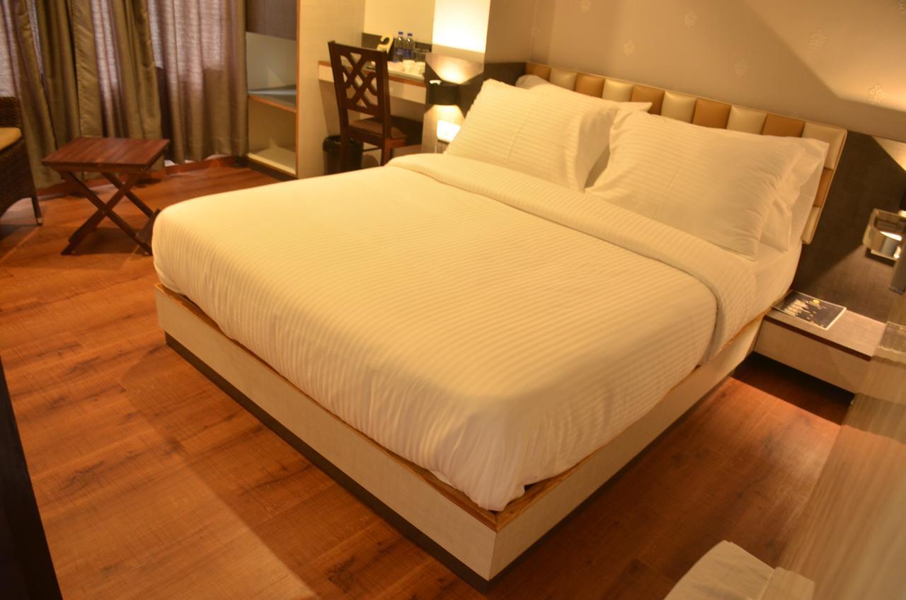 Hotel Aura Shillong Exterior photo